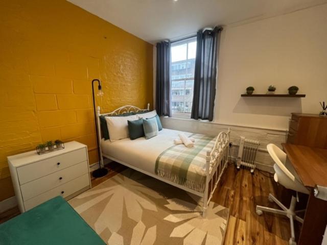 לונדון Tree Apartments Goswell Road Ec1 Angel מראה חיצוני תמונה