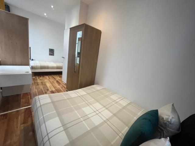 לונדון Tree Apartments Goswell Road Ec1 Angel מראה חיצוני תמונה
